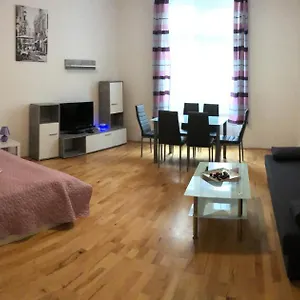 Bonbon Apartament