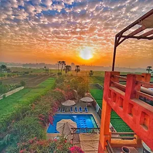 https://nile-compound.hotels-luxor-egypt.com