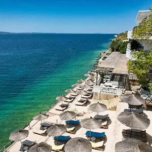 Hotel Luxury Alisja With Private Saranda