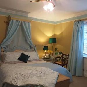 Jesmond House Room3 Superking Ensuite Bed & Breakfast Kingston upon Hull