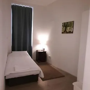 Hostel W&v, Vienna