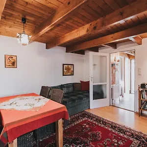Garden House With Parking Lot Apartament