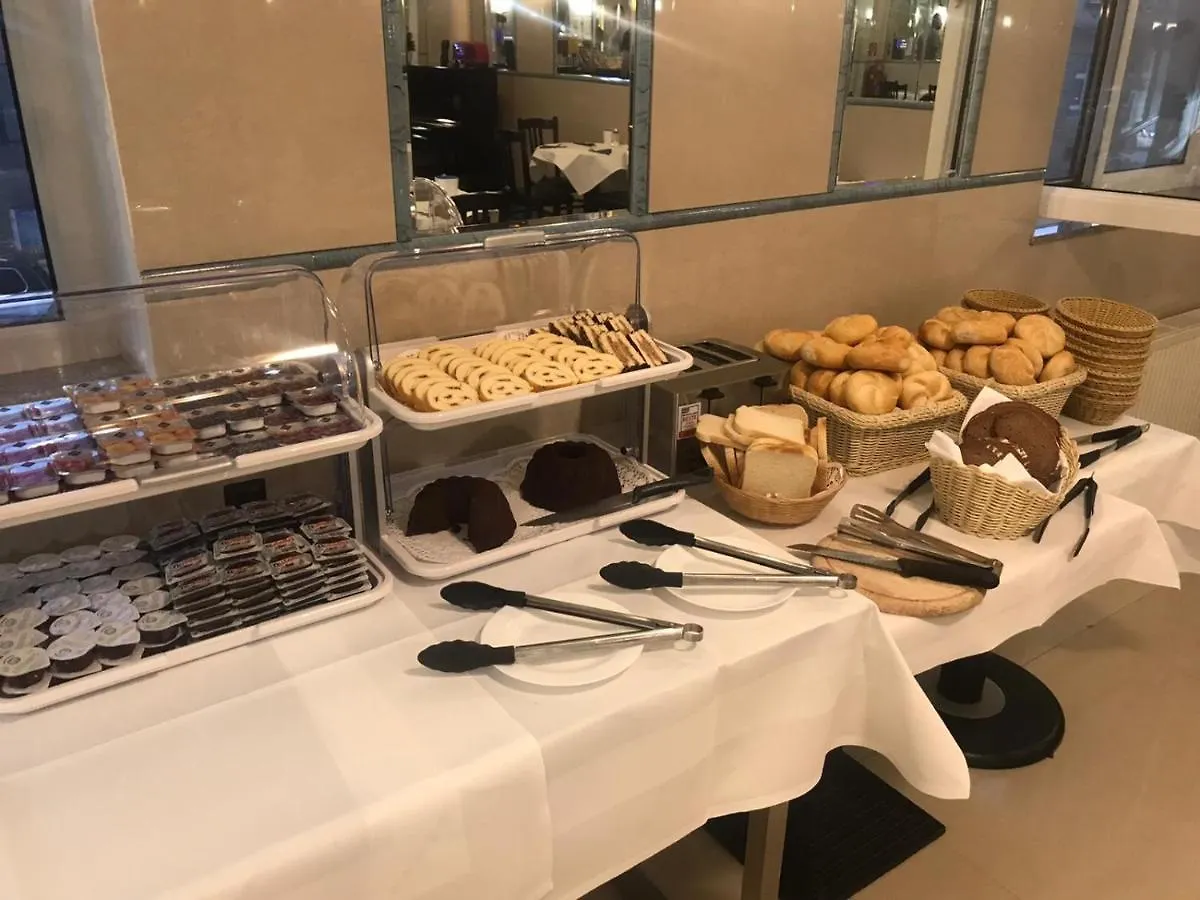 Hotel Donaustadt Kagran - At Metro U1 فيينا