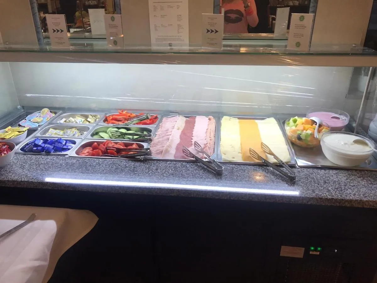 Hotel Donaustadt Kagran - At Metro U1 فيينا 3*,  النمسا